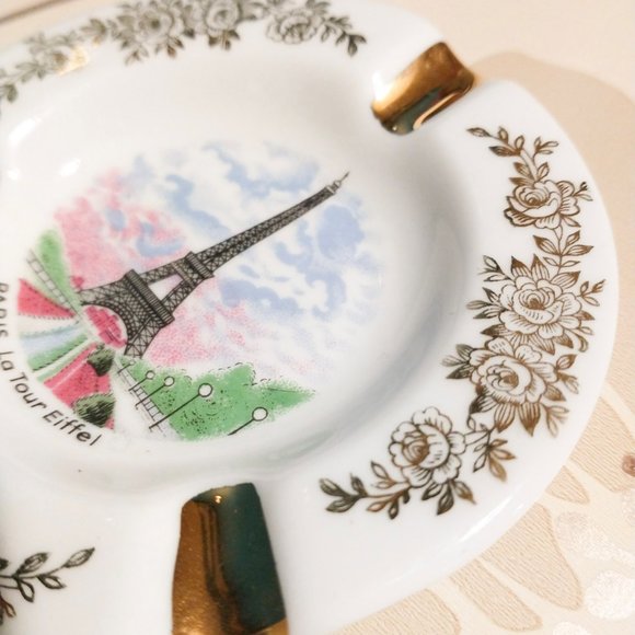 Pre-loved Vintage Limoges 4" gold trim ashtray Eiffel Tower - Picture 1 of 6